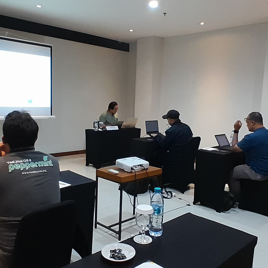 Pelatihan Data Center Facilities Operations Spesialist