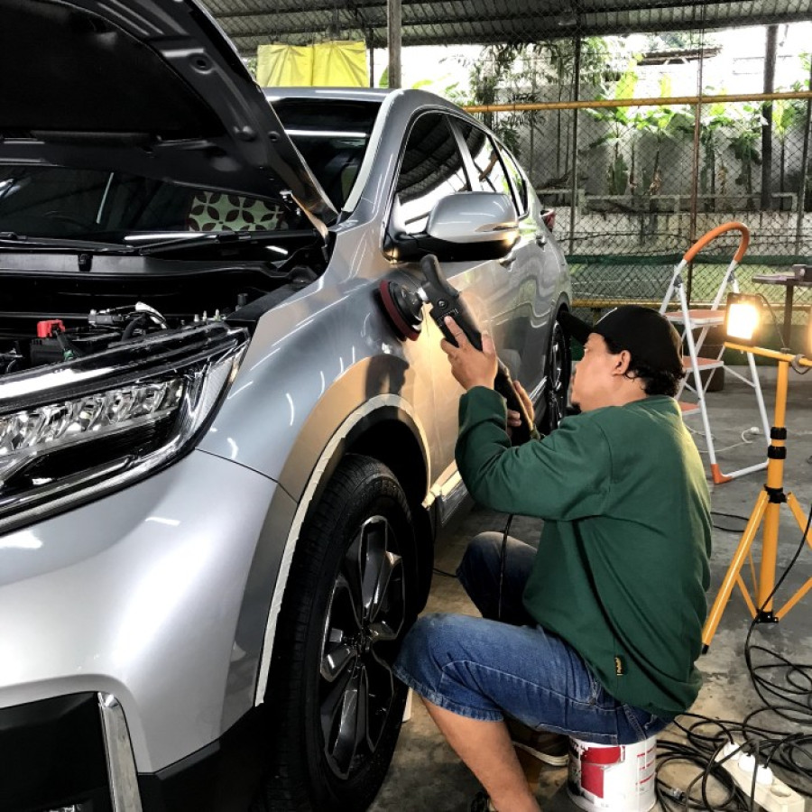 Paket Premium Auto Detailing Poles dan Coating Mobil - utama