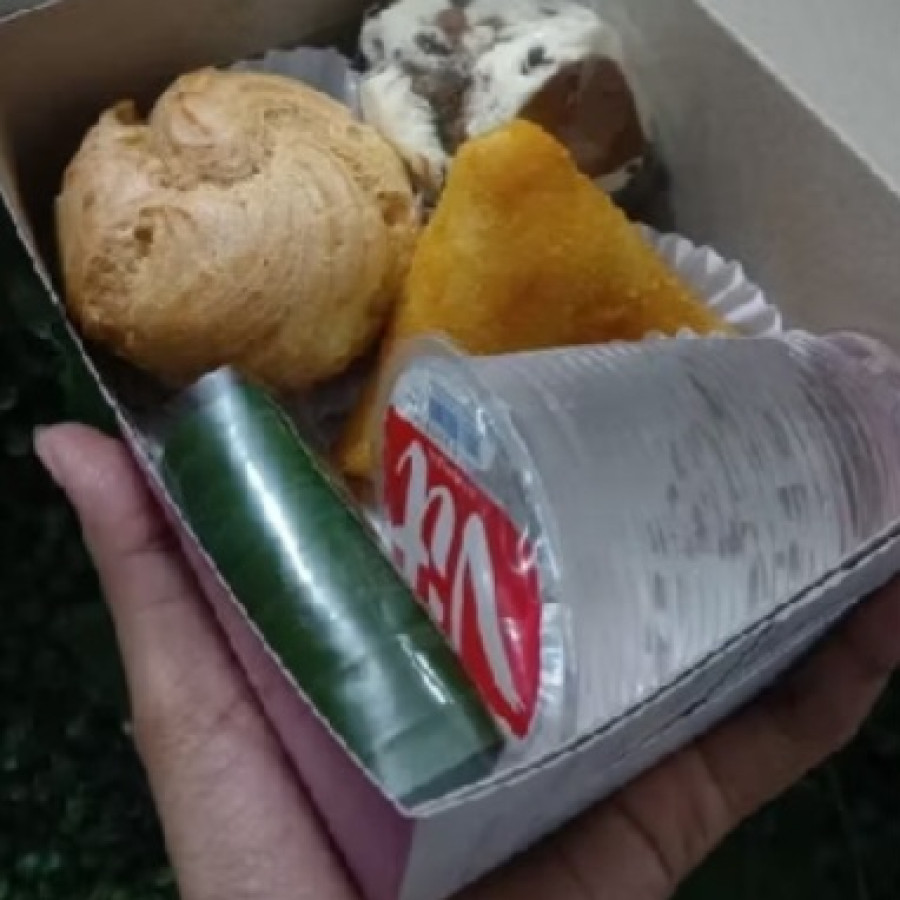 Paket snack - depan