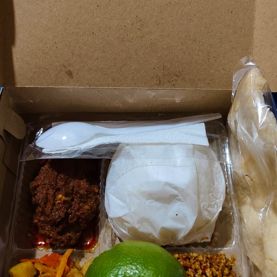 nasi kotak rames daging lengkap