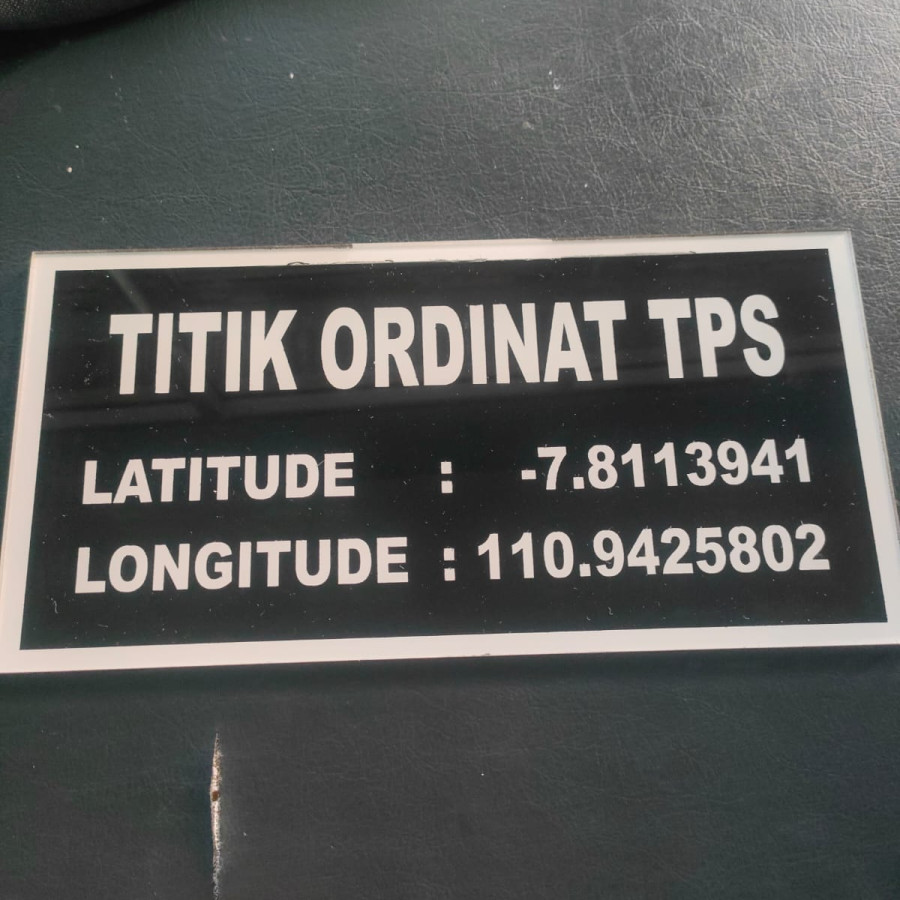 Logo pemda bahan acrilic - samping