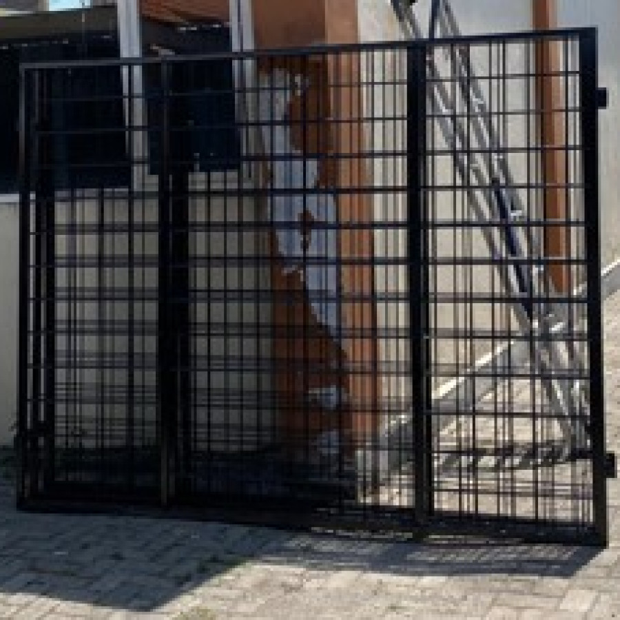 Tralis Jendela Ukuran  2,20m X 1,80m