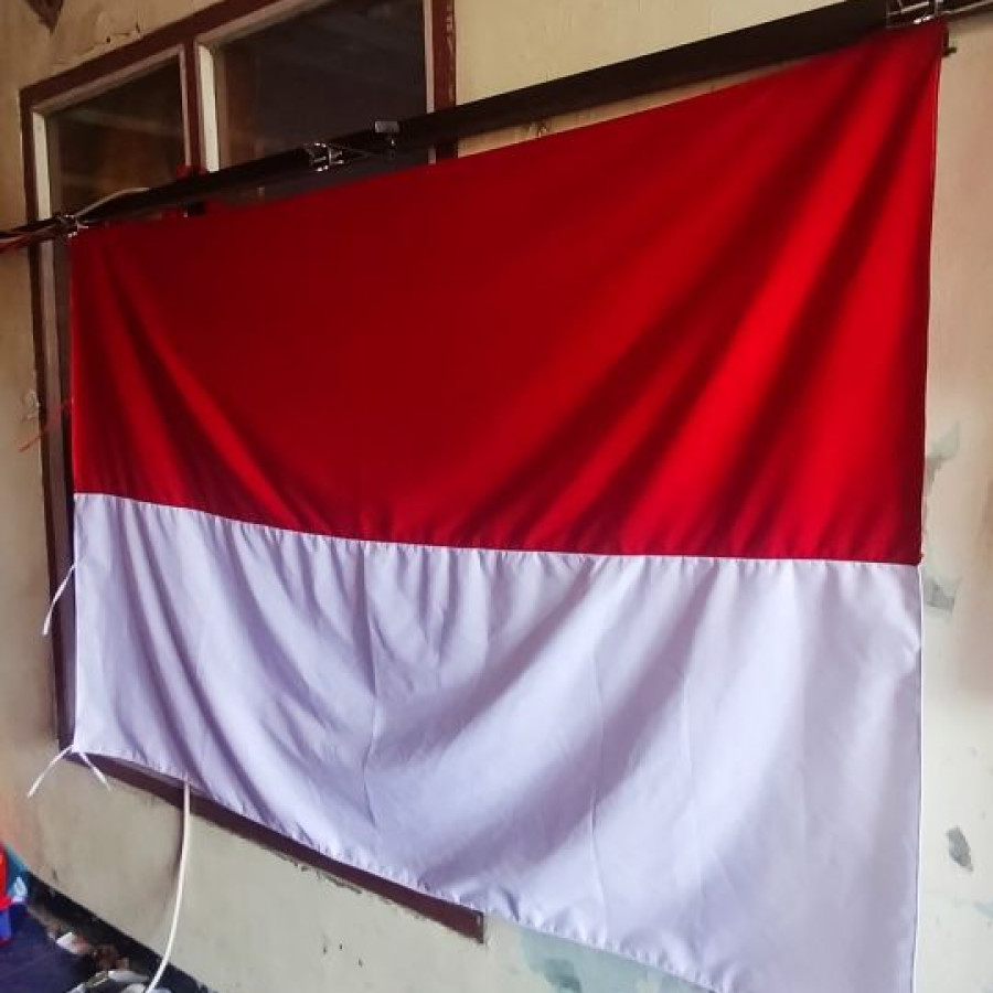 Bendera Merah putih Upacara