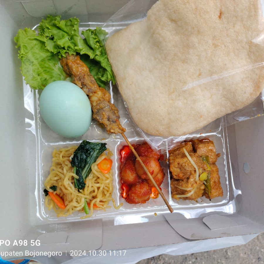 nasi kotak - utama