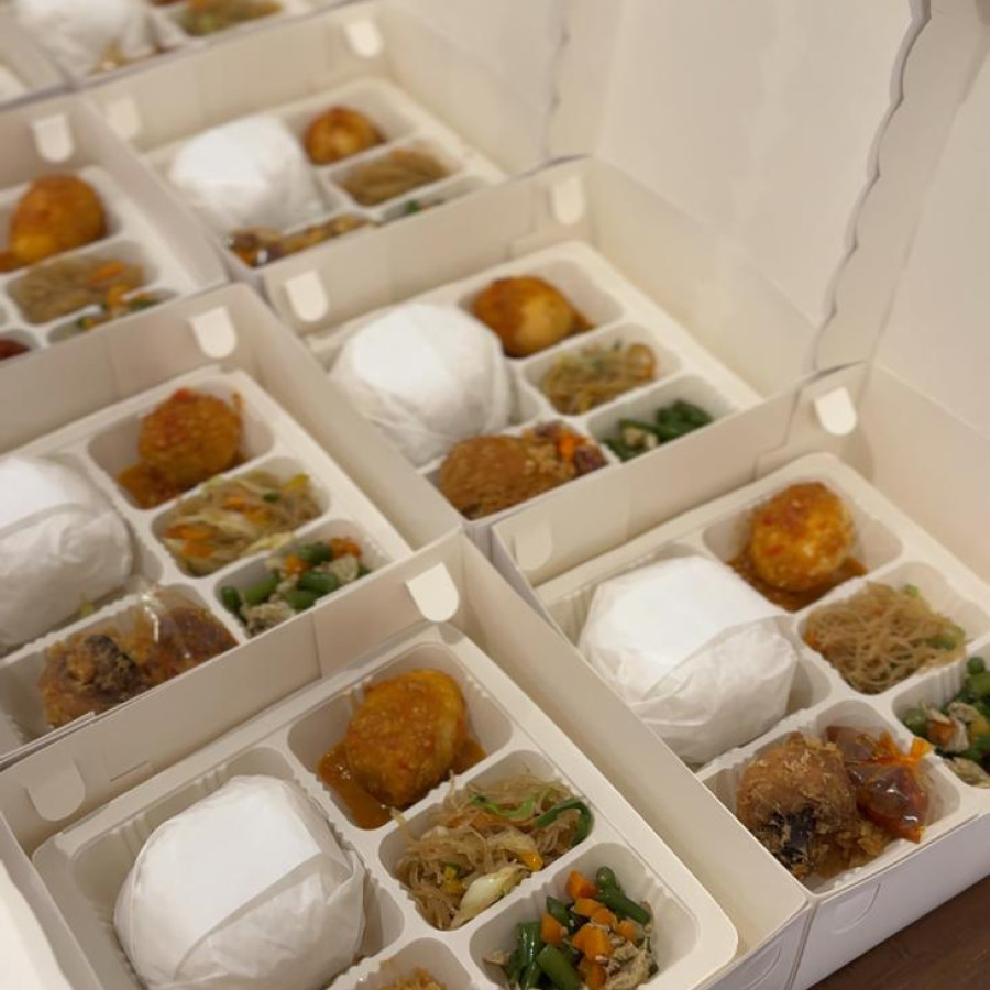 PAKET MAKAN MINUM DAN SNACK - samping