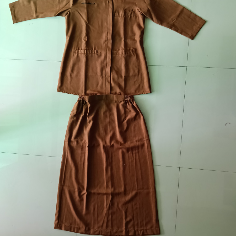 Seragam Bidan