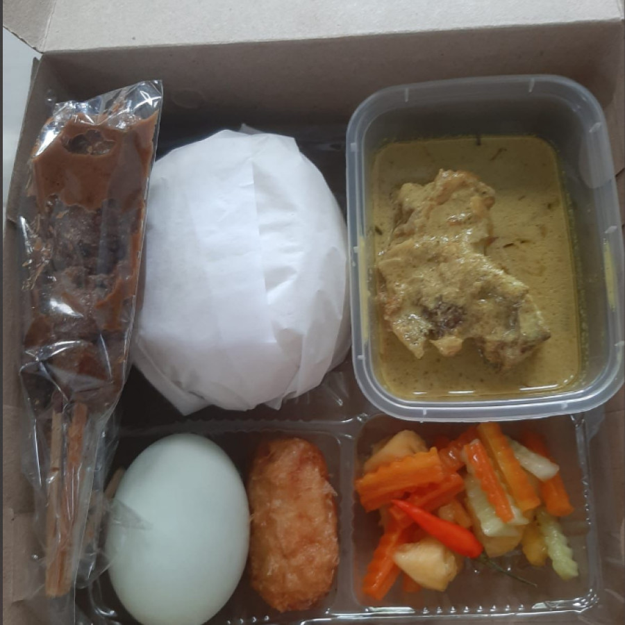 Nasi Kotak Lauk Sate Gule + Telur