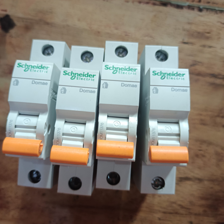 MCB Schneider 1 Phase 16A