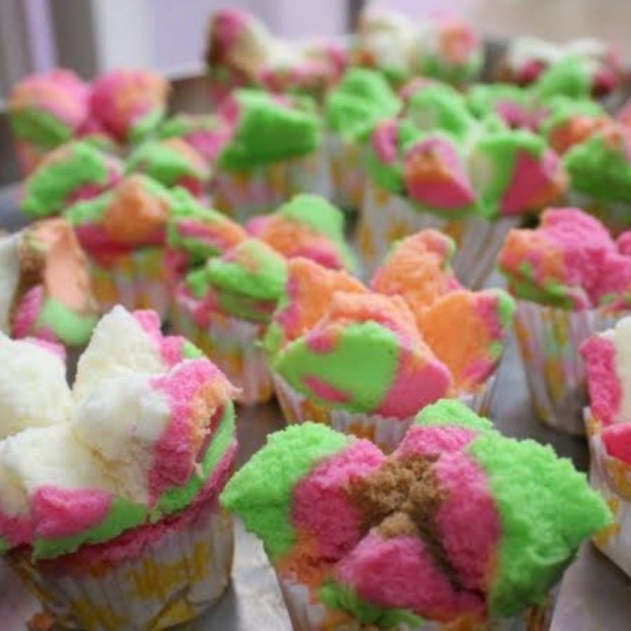 Bolu Kukus