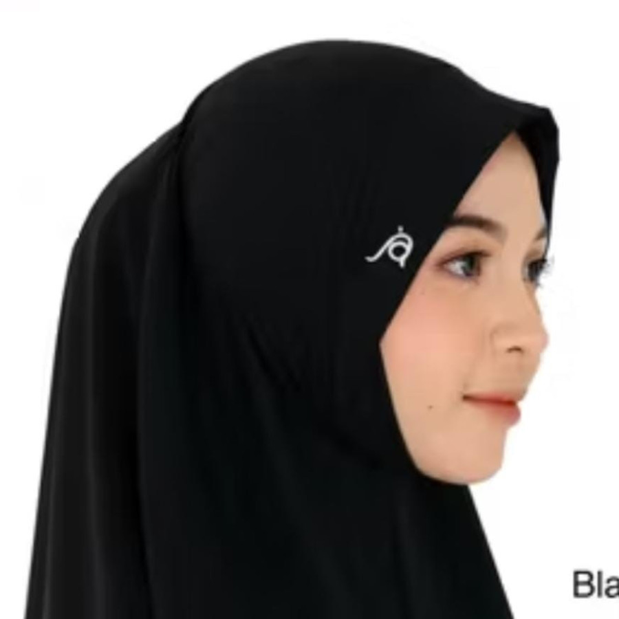 Kerudung Bergo Hitam