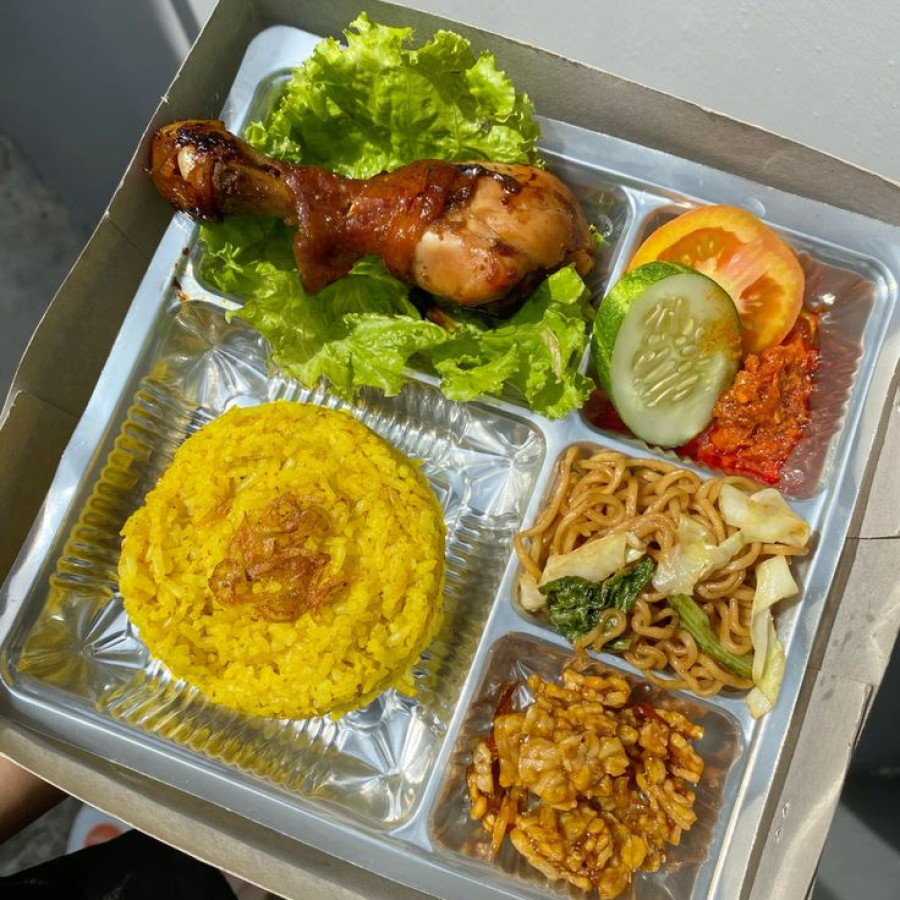 Nasi Kotak by Resep Ibu - samping