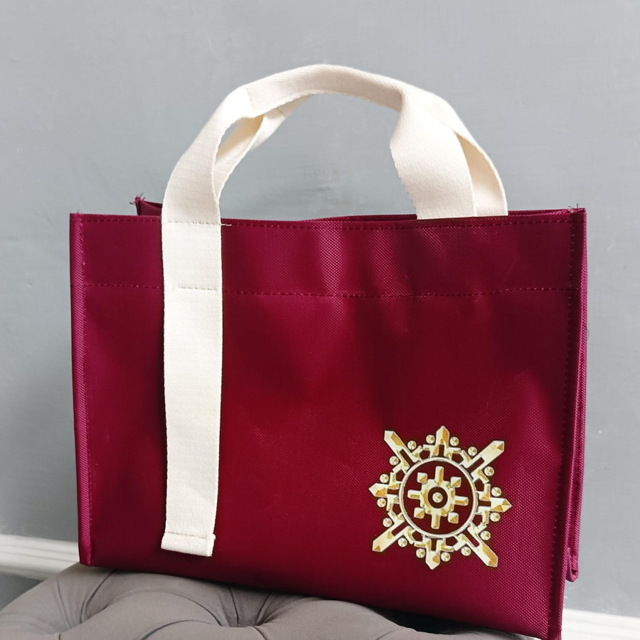 Tas Dolby - detail