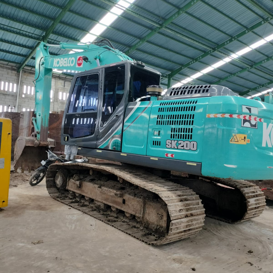 Sewa Excavator Kobelco SK 200-8 - utama