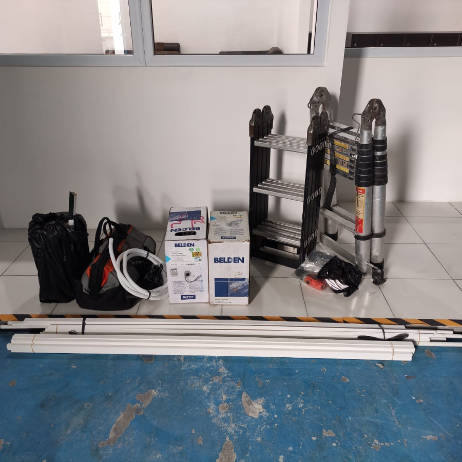PERBAIKAN DAN PERAWATAN JARINGAN /LOCAL NETWORK - samping