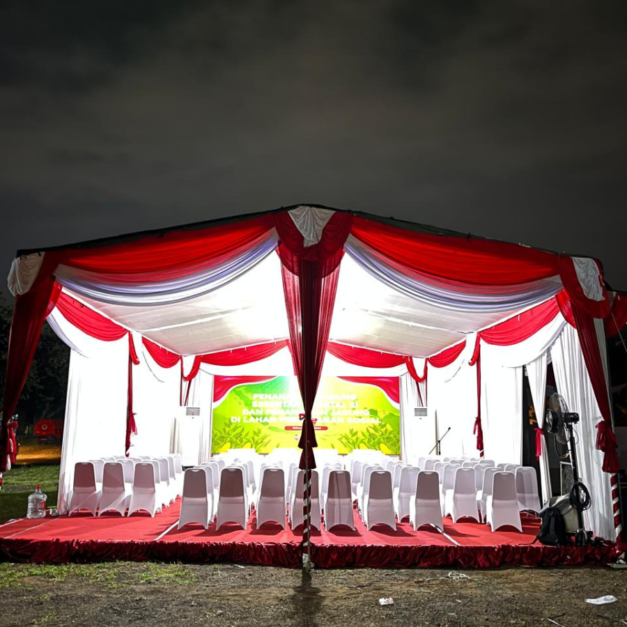 Sewa Tenda dan Perlengkapan