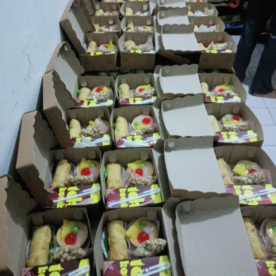 SNACK KOTAK PAKET 3 - utama