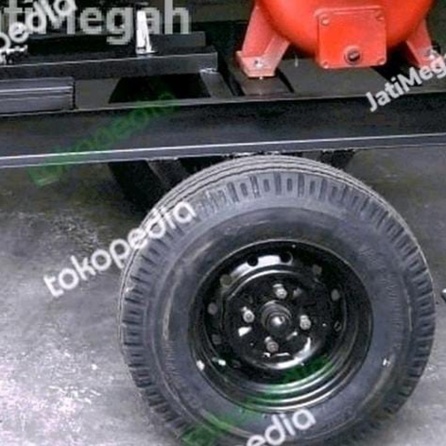 Pompa Ebara 6 Inch Dan Engine 30 HP - depan