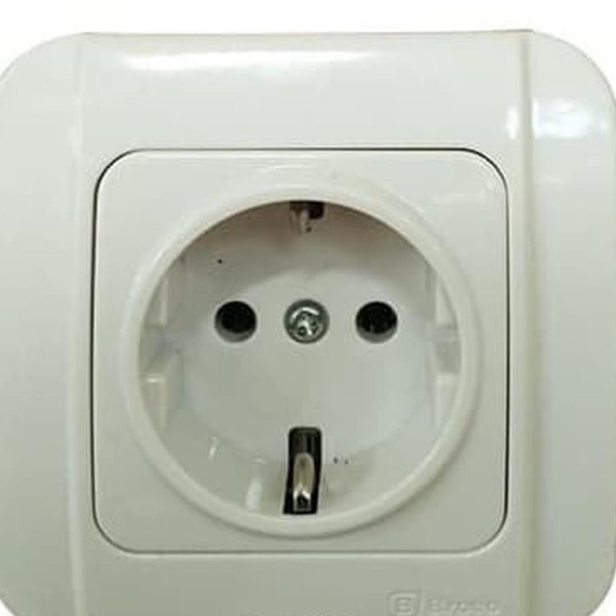 BROCO Stop Kontak dinding