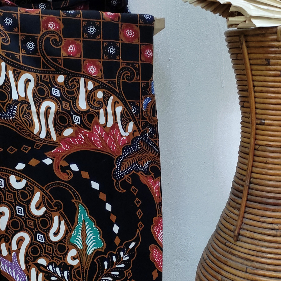 Kain Batik Cap Colet - samping