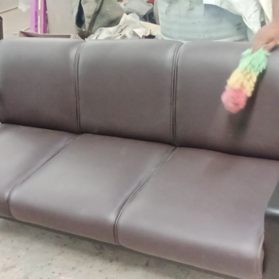 Perbaikan Soffa panjang