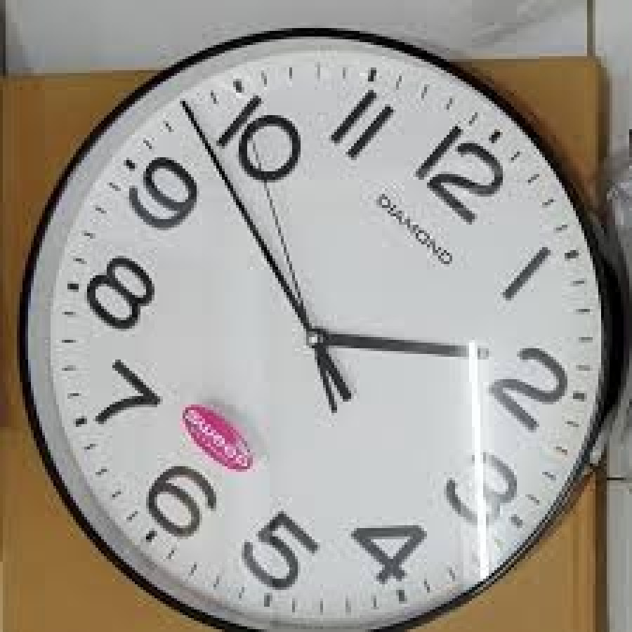Jam Dinding Diamond