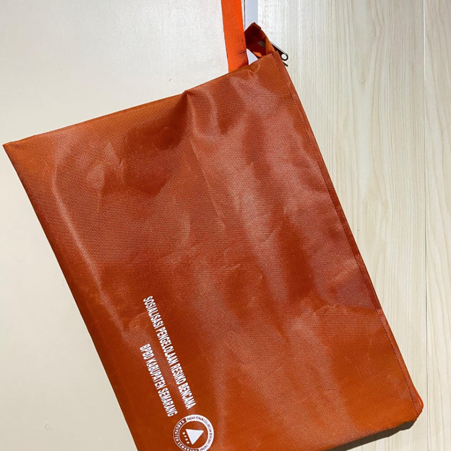 TAS KANTUNG BESAR