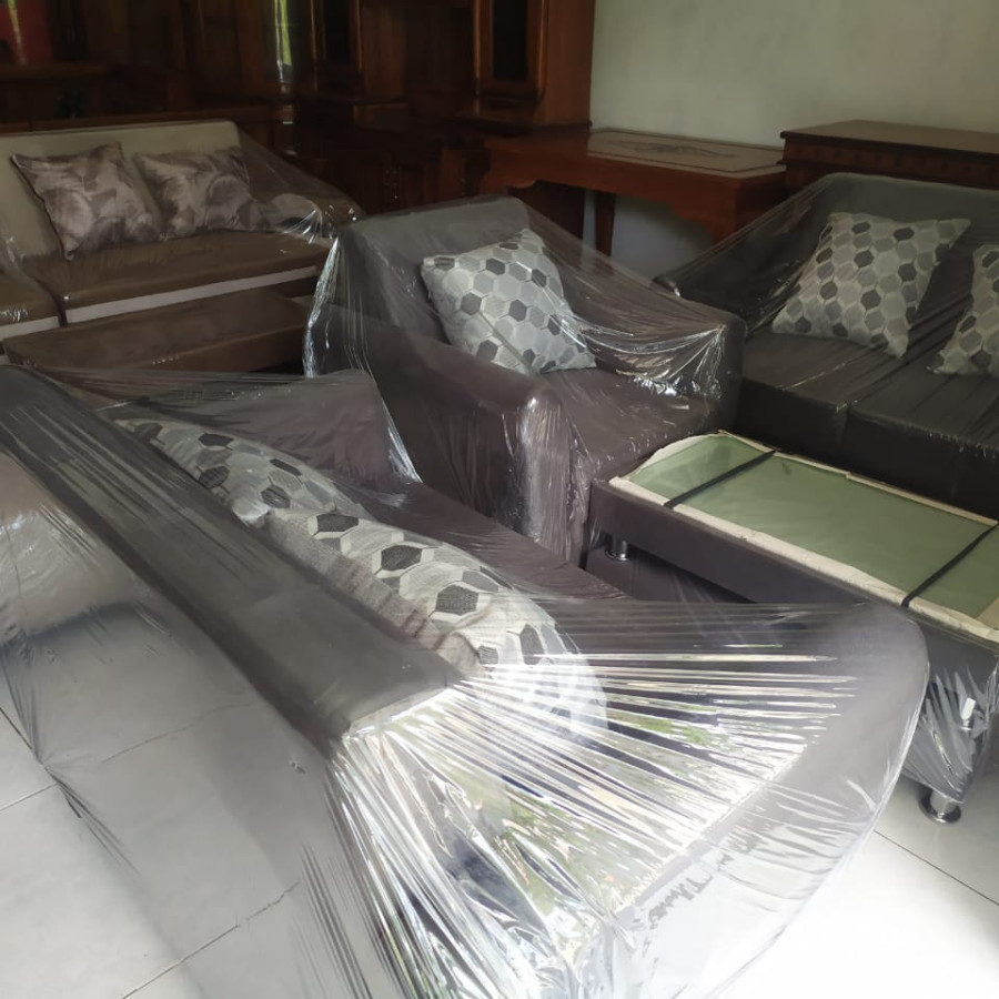Sofa kursi dan meja - depan