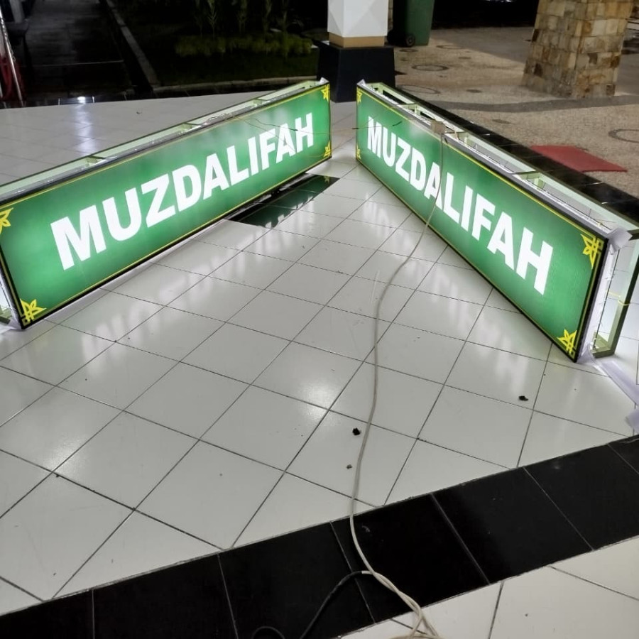Lampu Neon Box