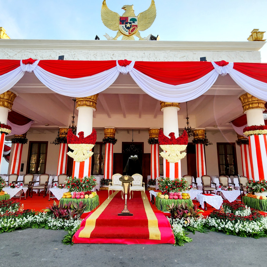Paket dekorasi pilar Upacara Hari Kesaktian Pancasila tgl 1 Oktober 2025 di Gd Negara Grahadi Surabaya - utama