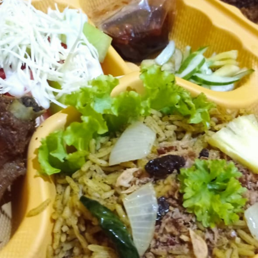 Nasi Biryani Ayam Lengkuas - depan