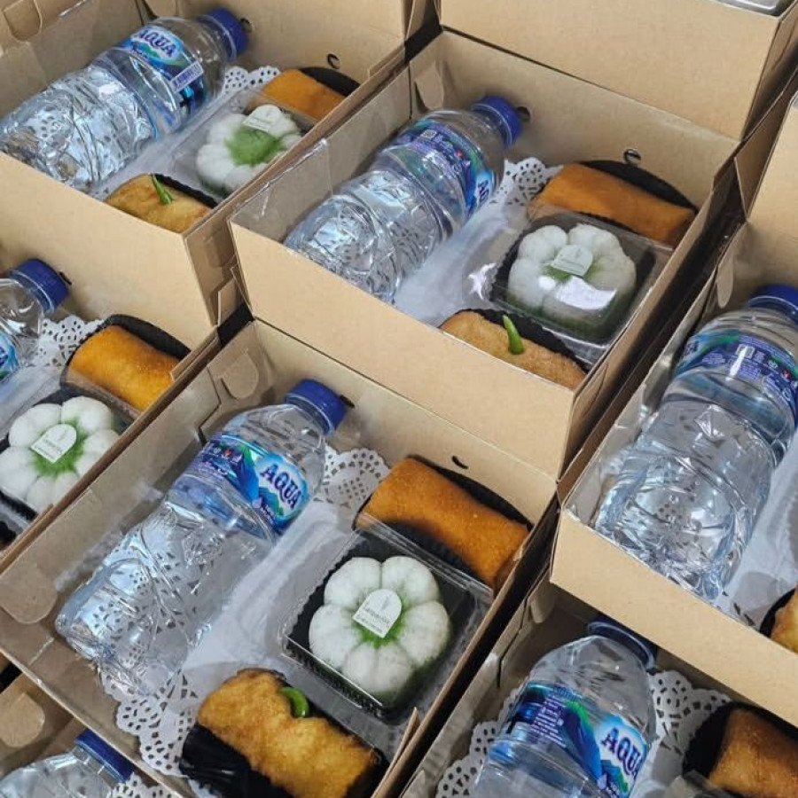 SNACK BOX KUE BASAH KOMPLIT - utama