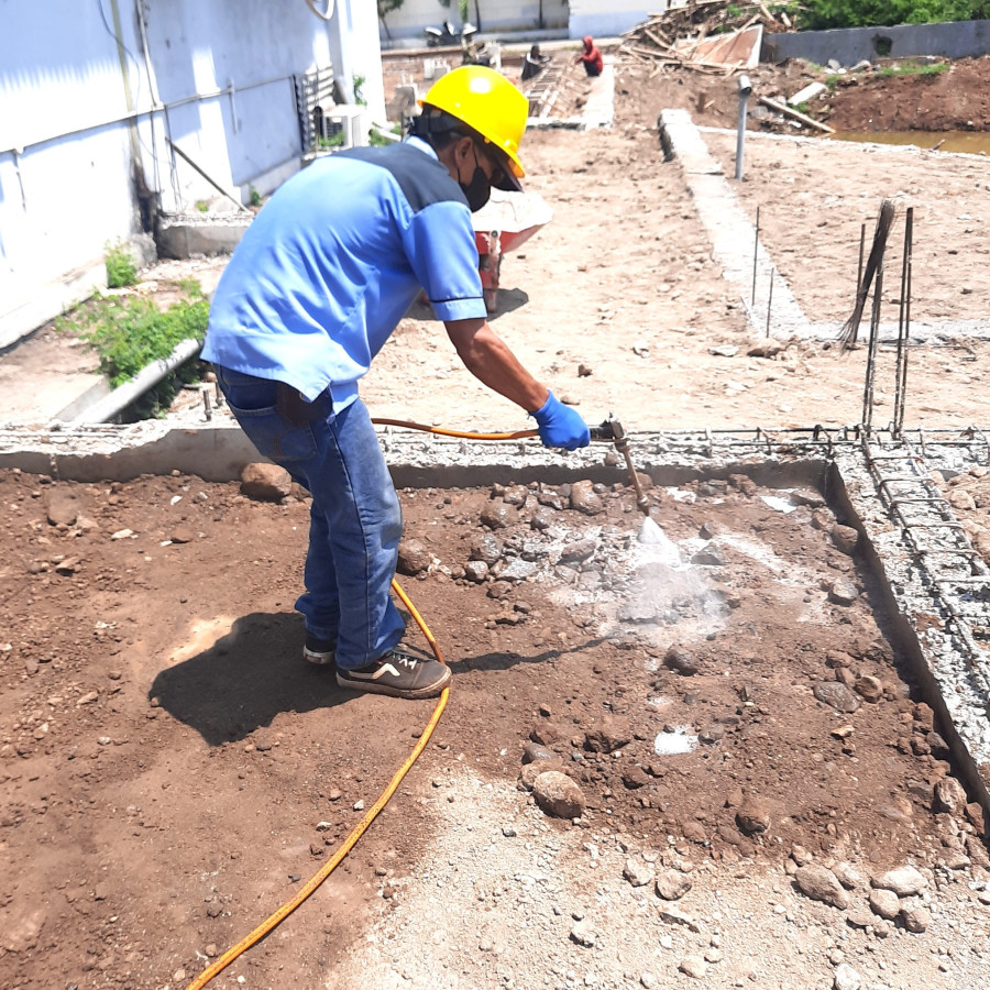 JASA TERMITE CONTROL ( PENGENDALIAN RAYAP ) - samping