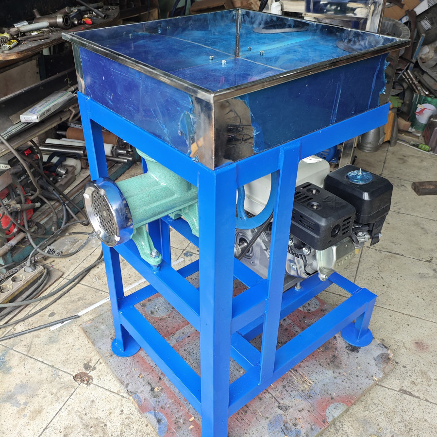 Mesin giling No. Gilingan 32 Penggerak mesin bensin 6,5hp - samping