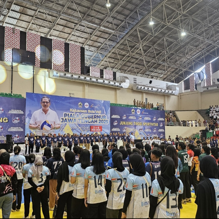 Perlengkapan Panggung dan kelengkapan lainya untuk konser - samping
