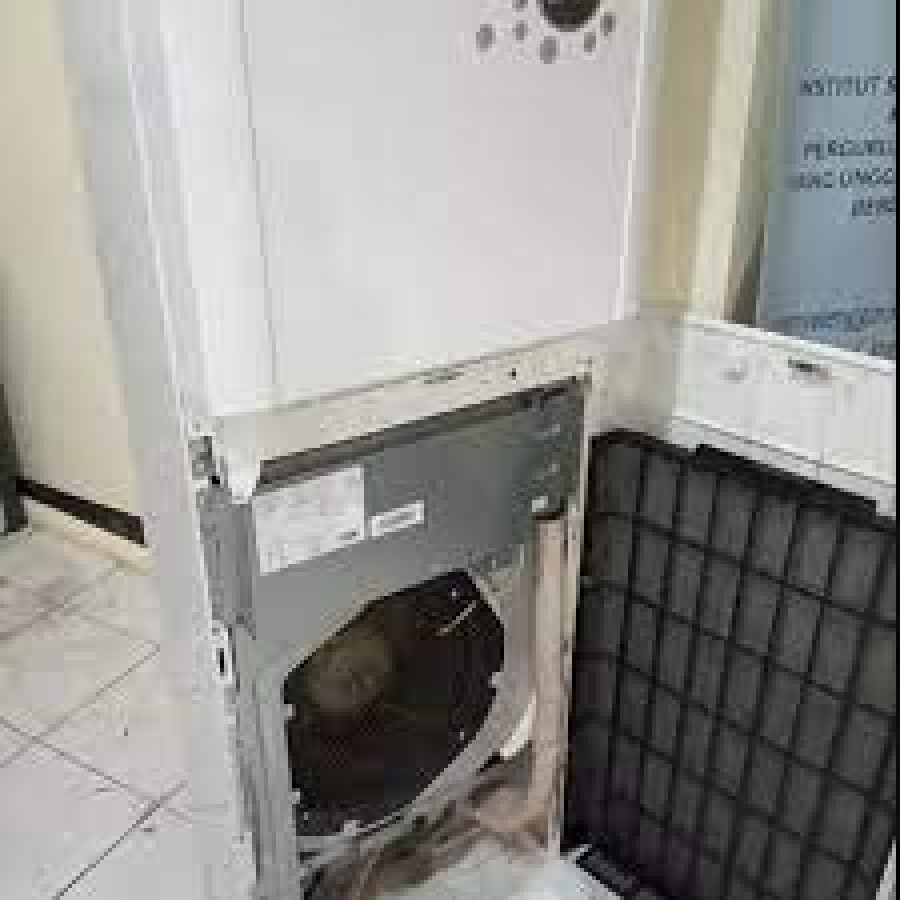 Pemeliharaan AC Standing Floor 3-5PK - depan