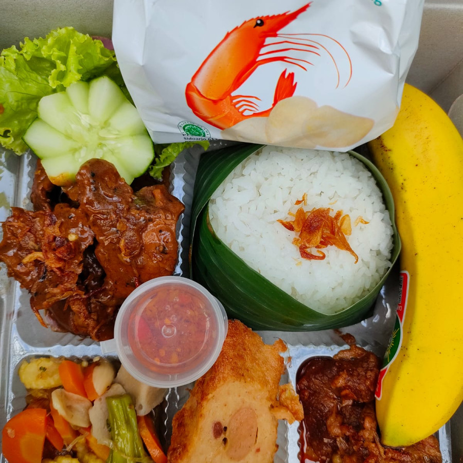 NASI BOX 002 - utama