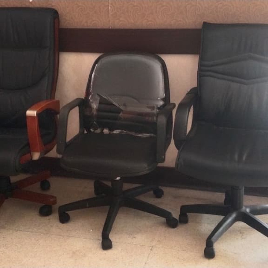 paket pemeliharaan kursi kantor - utama