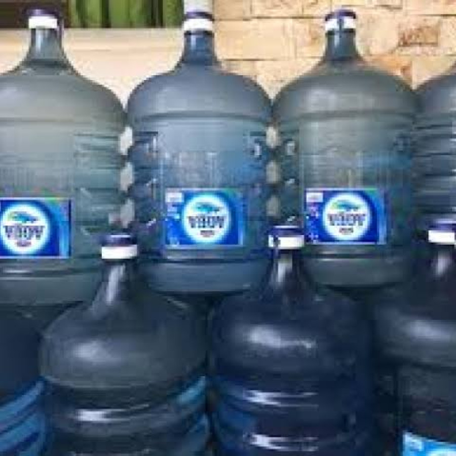 15) AIR MINUM GALON AQUA (ISI ULANG) - samping