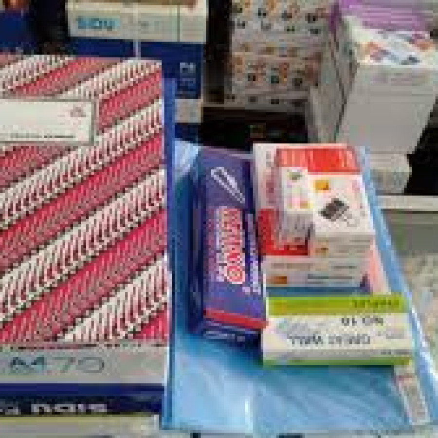 Paket Alat Tulis