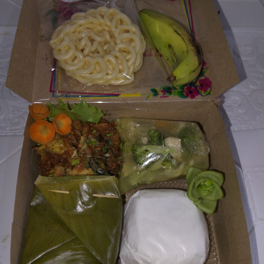 Paket Nasi Kotak Keche Amanah Menu Lansia
