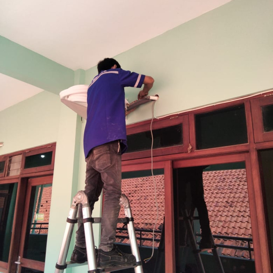 bongkar pasang ac 1,5PK , 2pk - depan