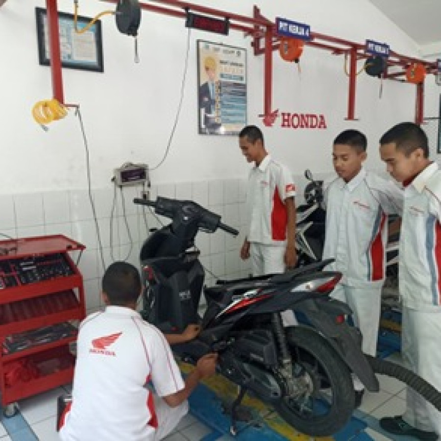 Bahan Pelatihan Servis Sepeda Motor Injeksi