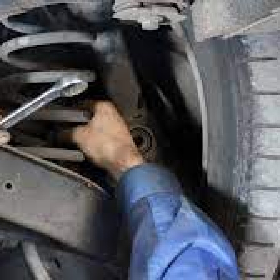 SERVICE / PERBAIKAN RODA 4 - KERUSAKAN BERAT / RINGAN - utama