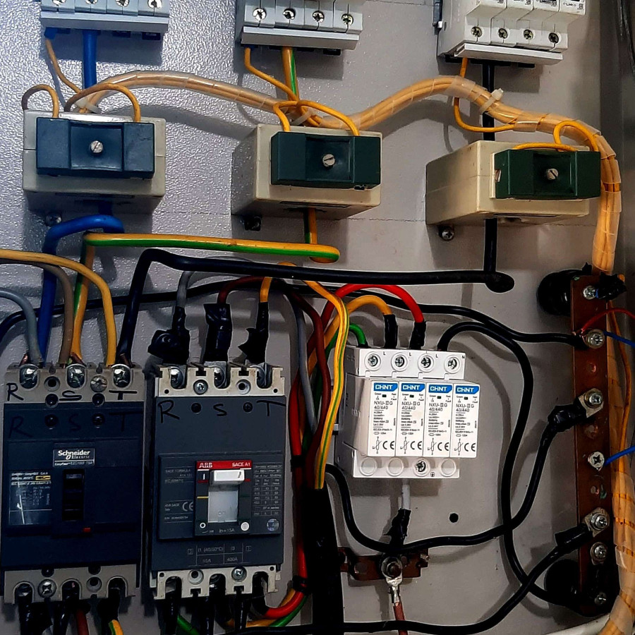 Jasa Pemeliharaan Jaringan Listrik dalam Rumah - depan