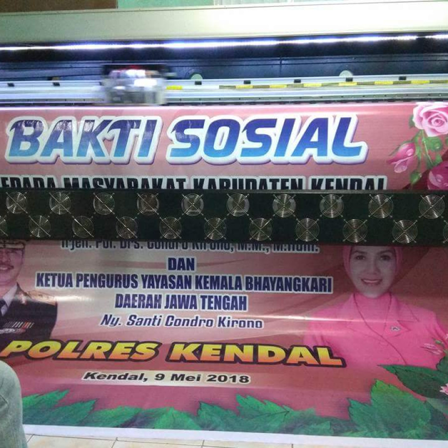 CETAK BANNER & SPANDUK - samping