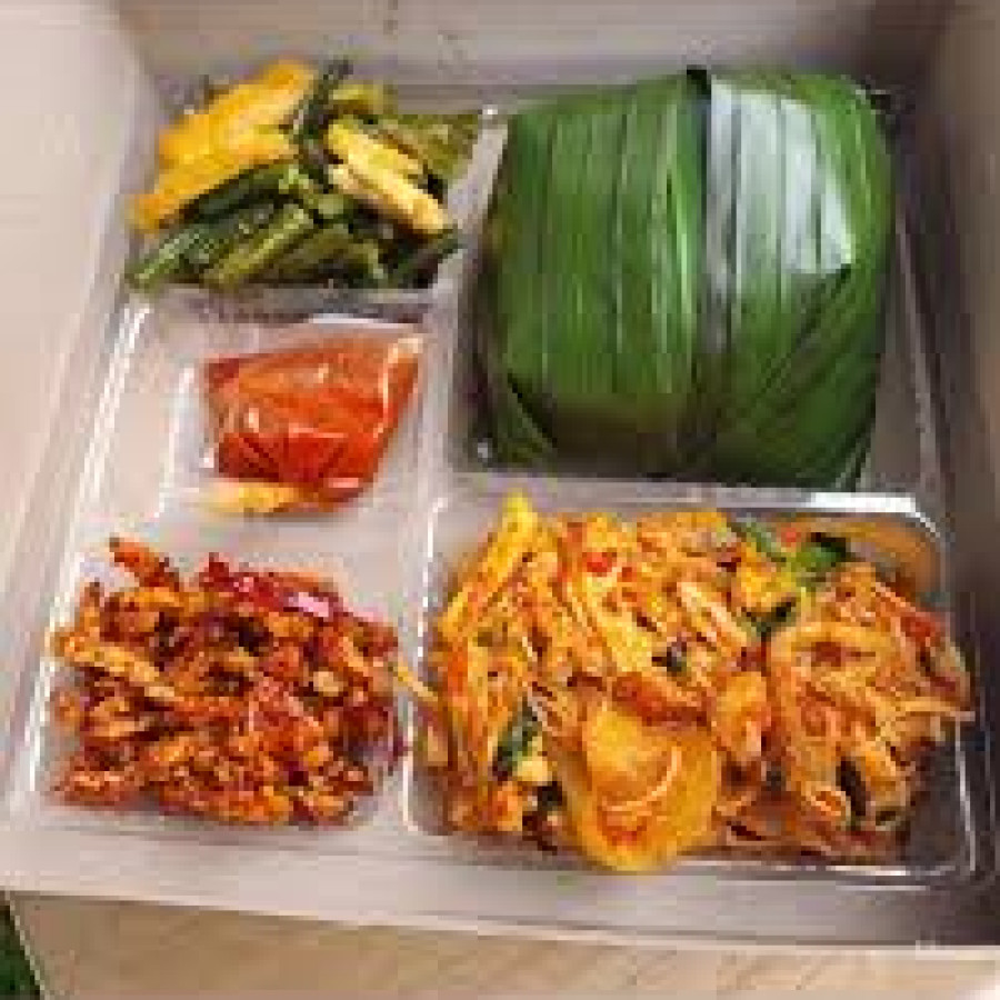 paket nasi ayam suwir
