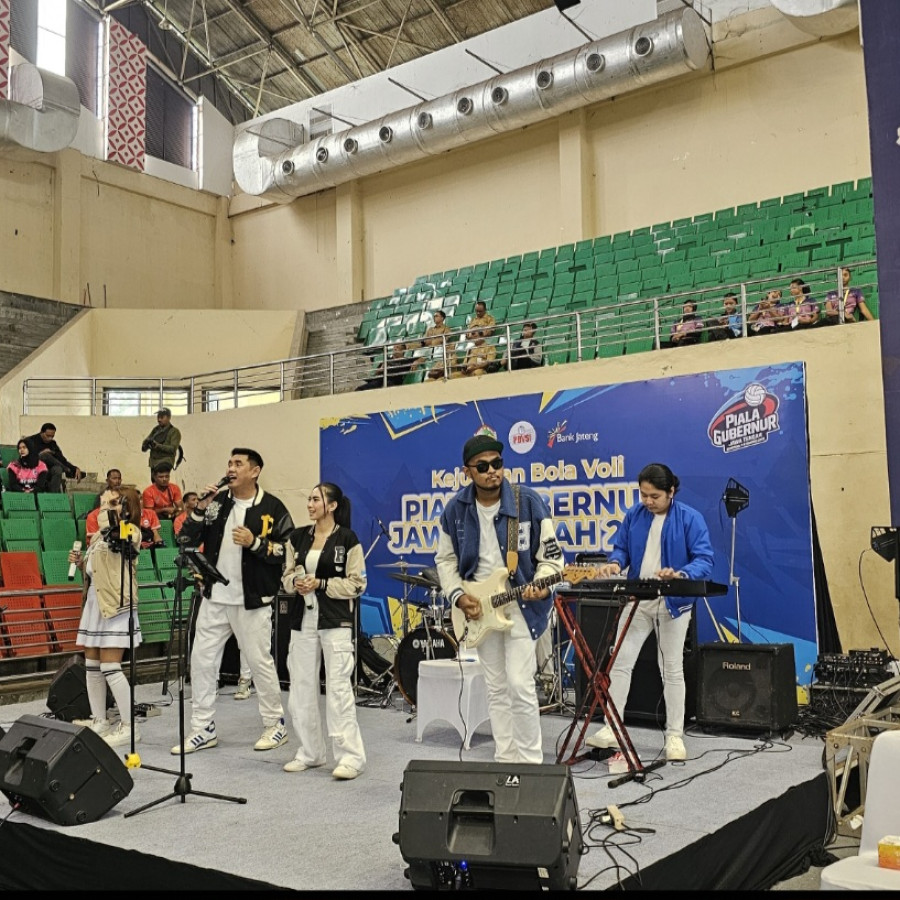 Penampilan kelompok musik - depan