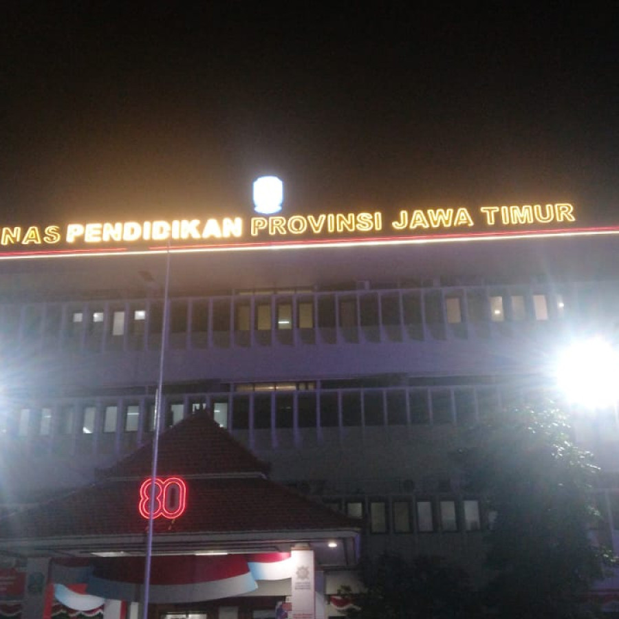 Pemeliharan dekorasi lampu hias - utama