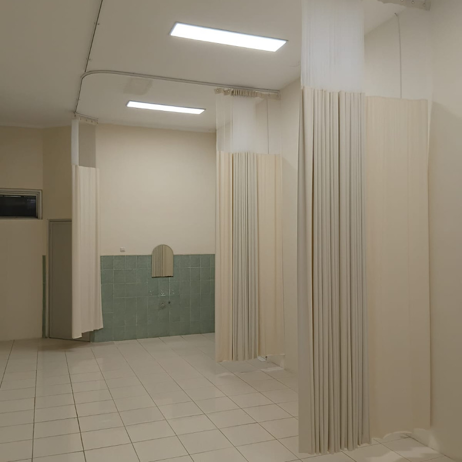 Gorden - Hospital Track - samping
