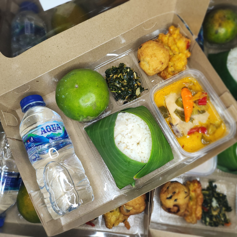Nasi Box Garang Asem